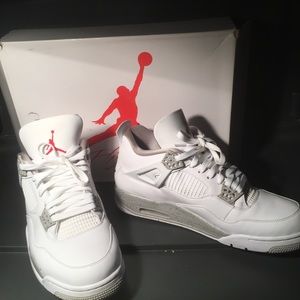 Air Jordan 4 Retro ‘White Oreo’ CT8527-100